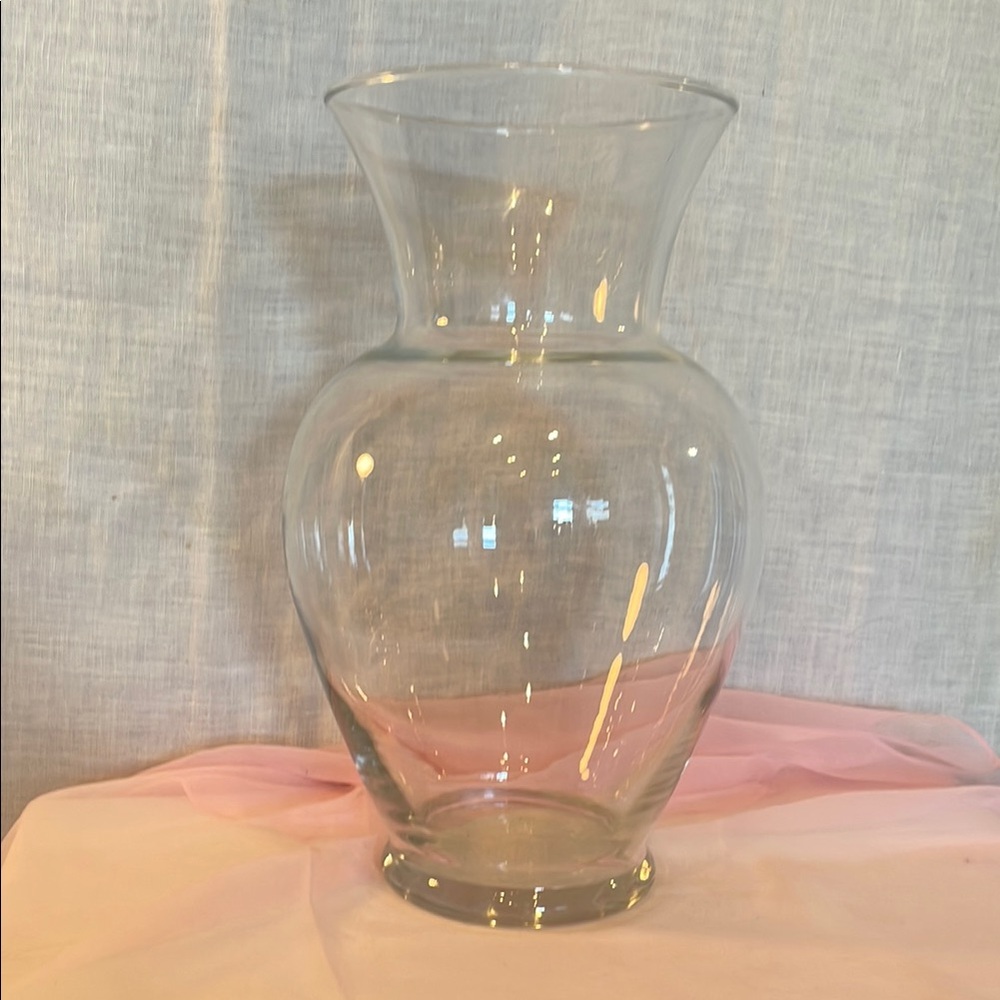 Elegant Clear Glass Vase large